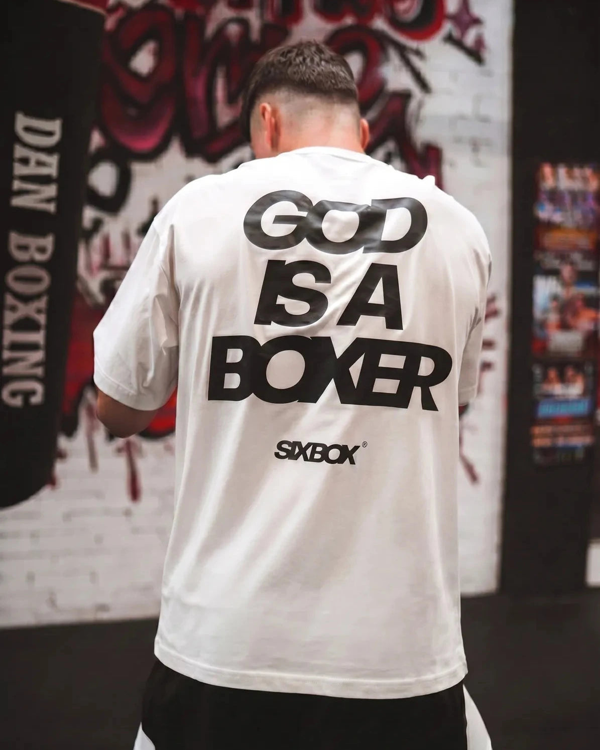 Camiseta God is a Boxer